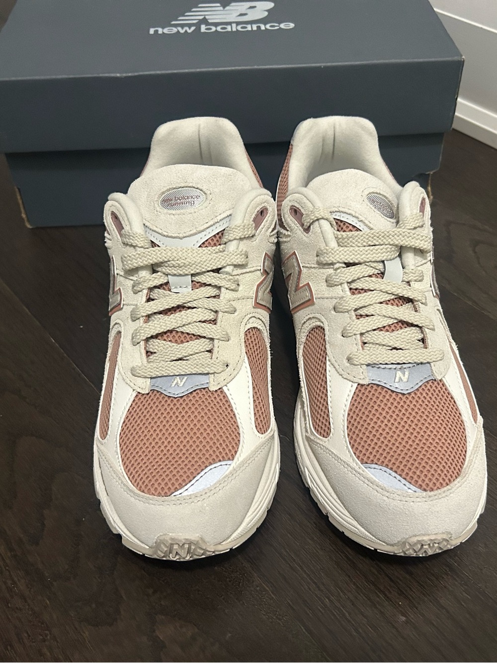New Balance Women's Sneakers in Blush Pink and Cream - Picture 2 of 4
